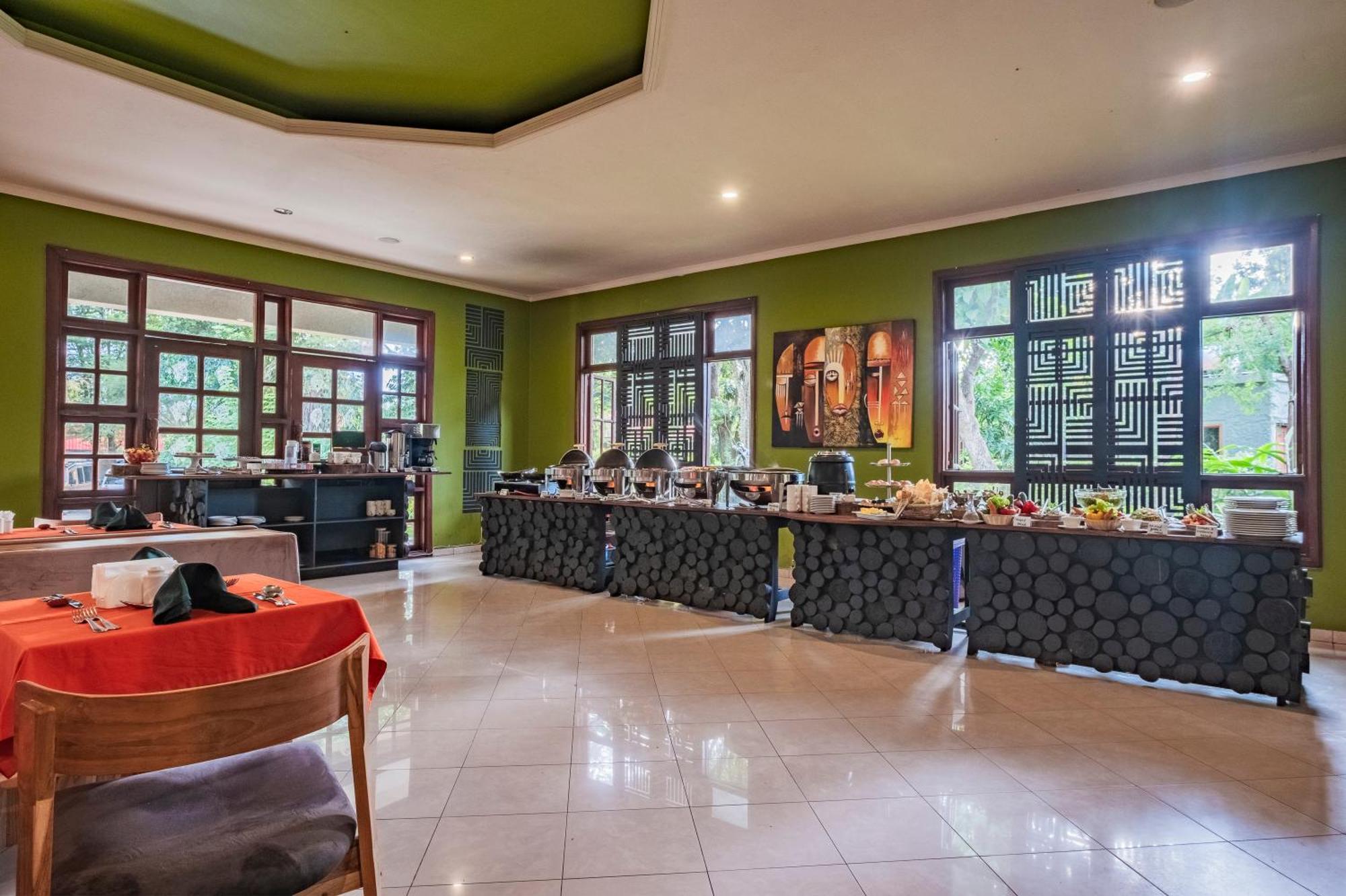 Arusha Planet Lodge Экстерьер фото